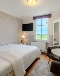 NEU eingerichtet mit Meerblick - Zimmer 8 - Boutique Hotel Villa Wahnfried in Thiessow