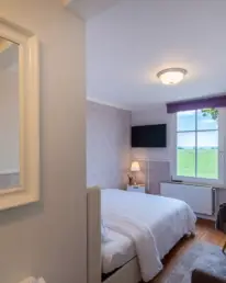 Zimmer 8 -NEU eingerichtet mit Meerblick - Boutique Hotel Villa Wahnfried in Thiessow