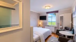 Zimmer 8 10 NEU eingerichtet mit Meerblick - Zimmer 8 - Boutique Hotel Villa Wahnfried in Thiessow