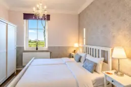 Zimmer #6 mit Meerblick und Landschaftsblick - EG, Boutique Hotel Villa-Wahnfried Thiessow Rügen