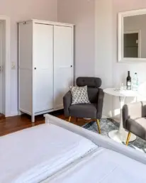 Zimmer 4